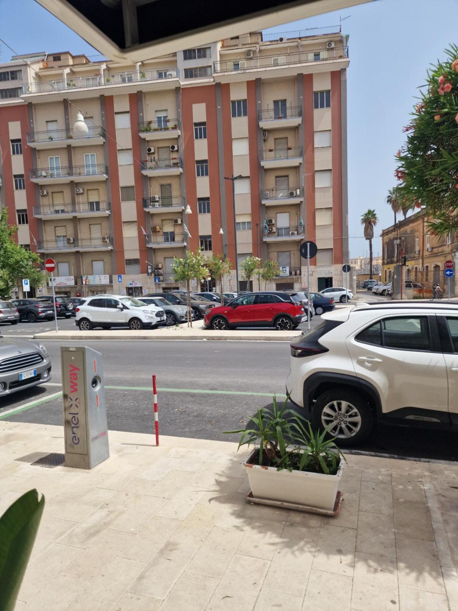 Dimora Diaz 23A Apartman Szirakúza Kültér fotó